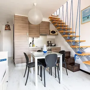 Le Capucin - Petit Duplex Avec Place De Parking Dinard